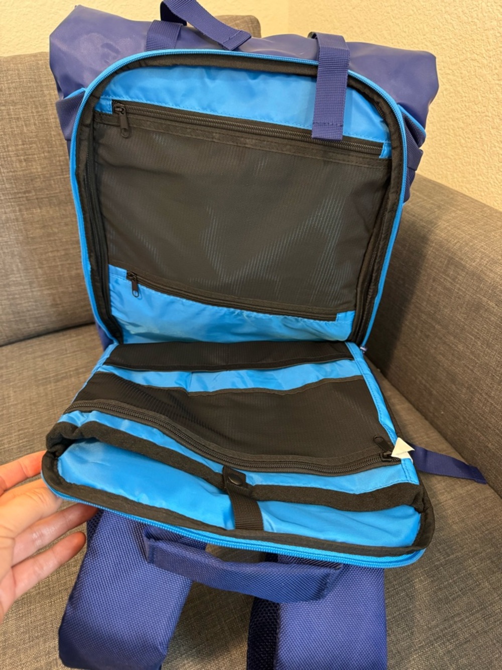 NEW - Blue Roll-Top Multiple Pockets Backpack 🎒 - Picture 12 of 16